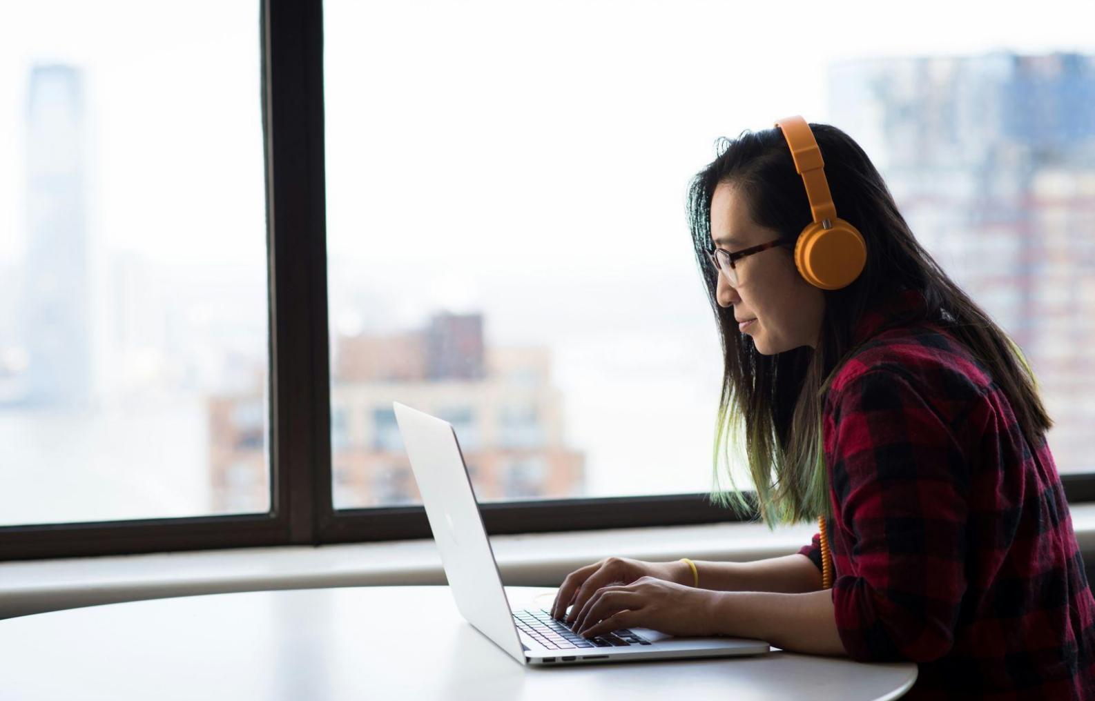 Technology integration dashboard showing financial data synchronization and system connectivity